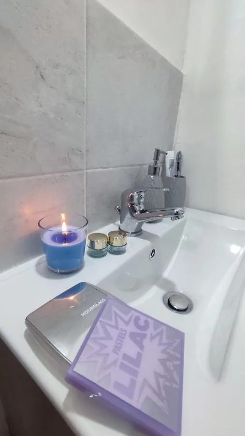 Fiu Relais Apartment Naples Italy